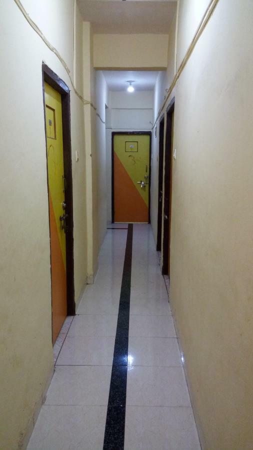 Hotel Sapna Lodge Vashi Экстерьер фото